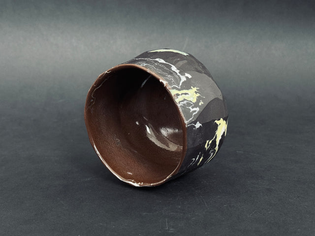 Porcelain black, marbled, tea bowl